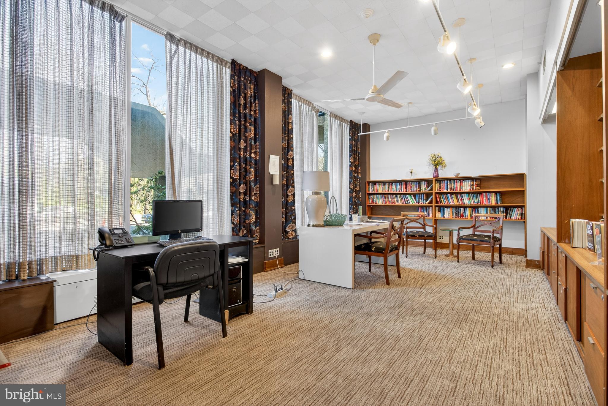 GREEN HILL - Residential