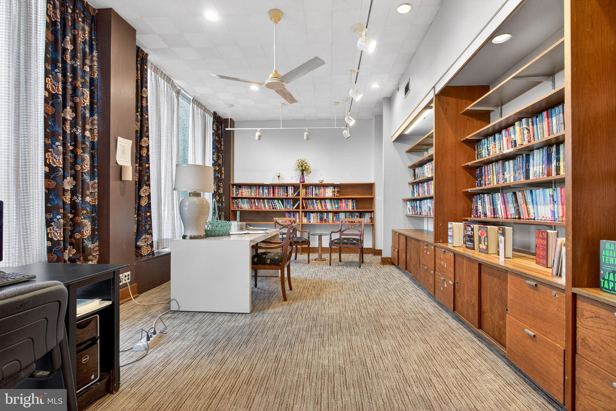 GREEN HILL - Residential