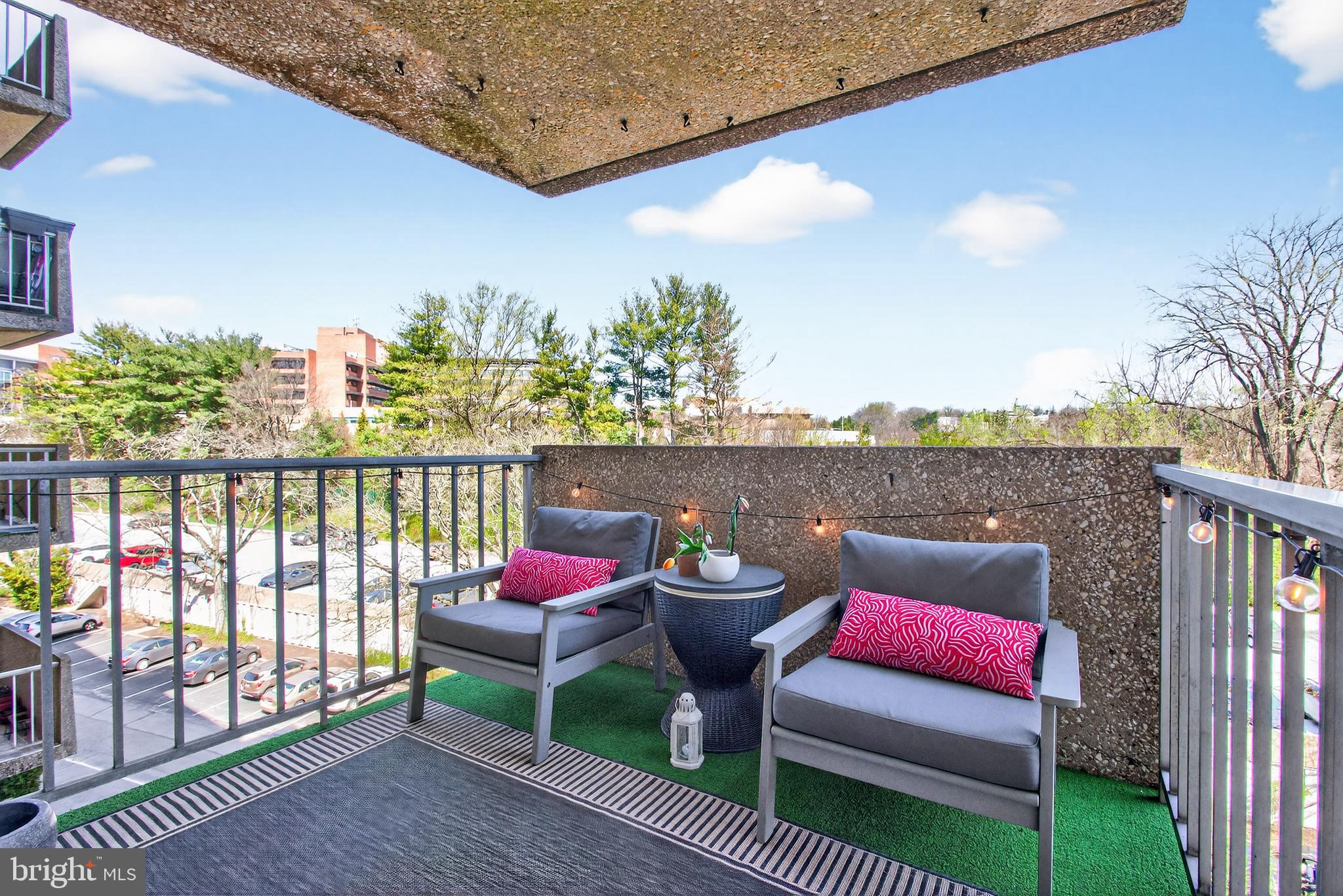 GREEN HILL - Residential