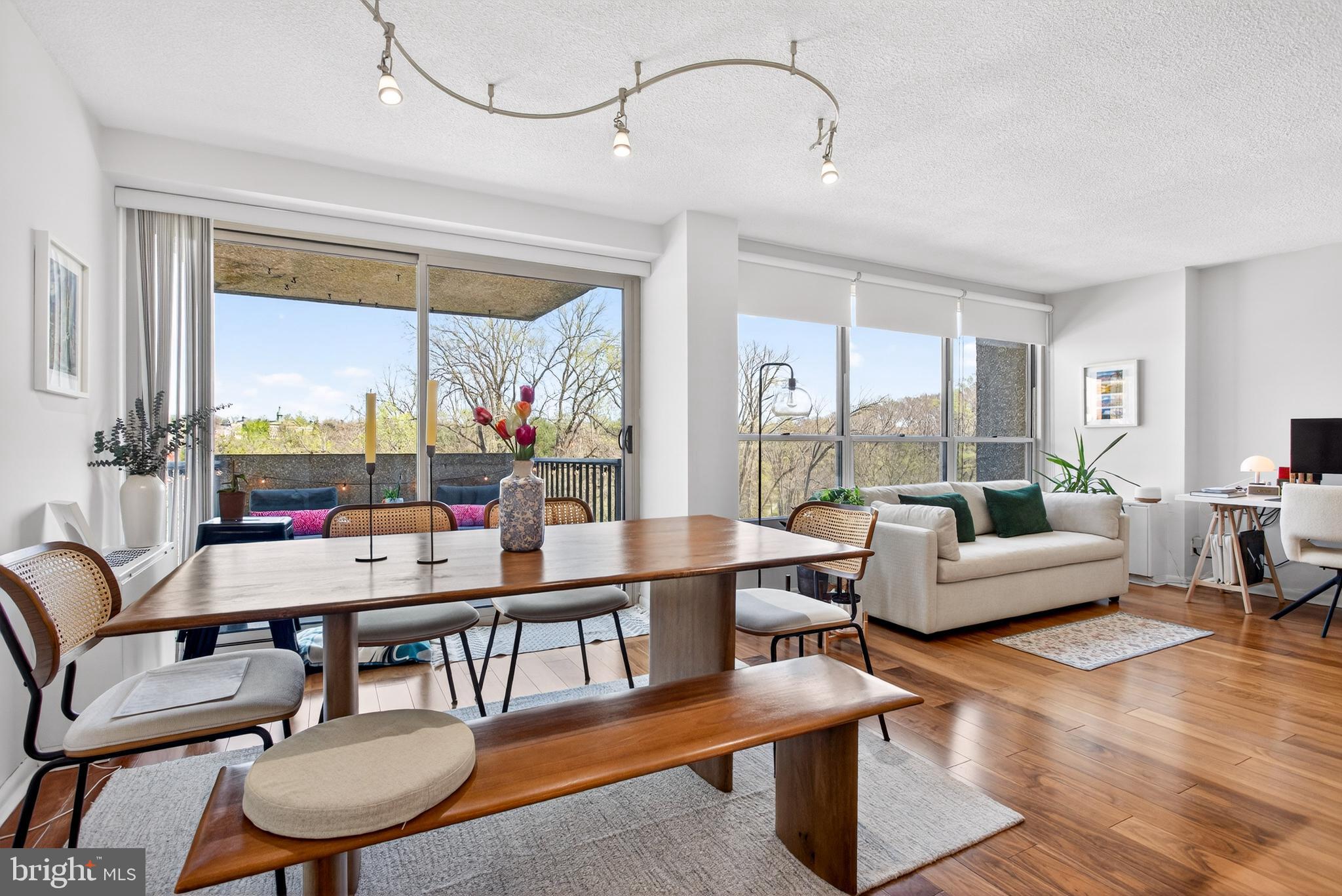 GREEN HILL - Residential