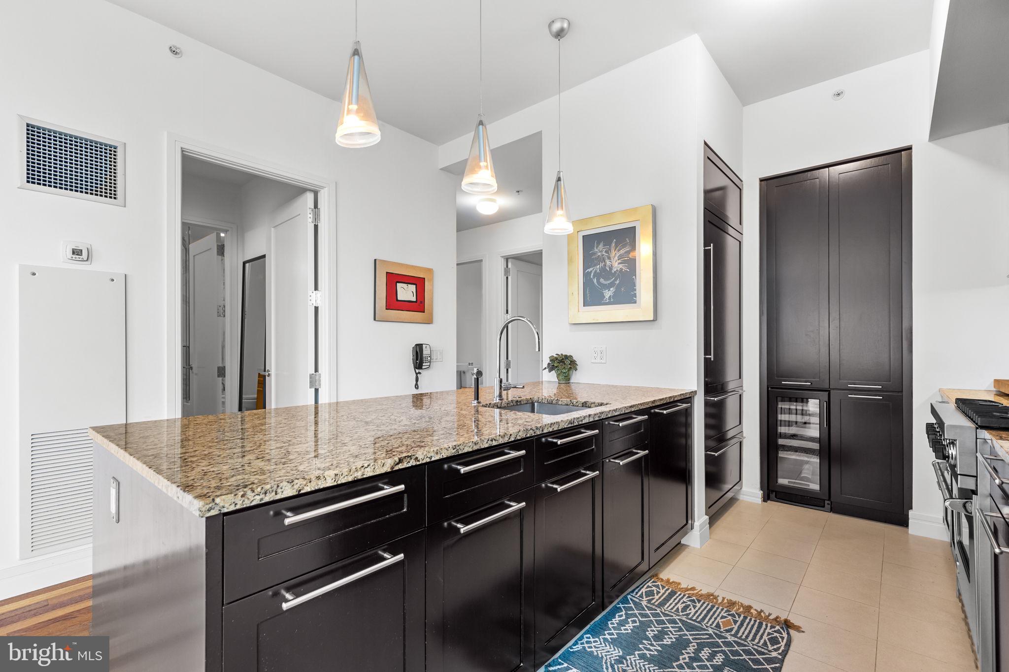 PENN SQUARE - Residential