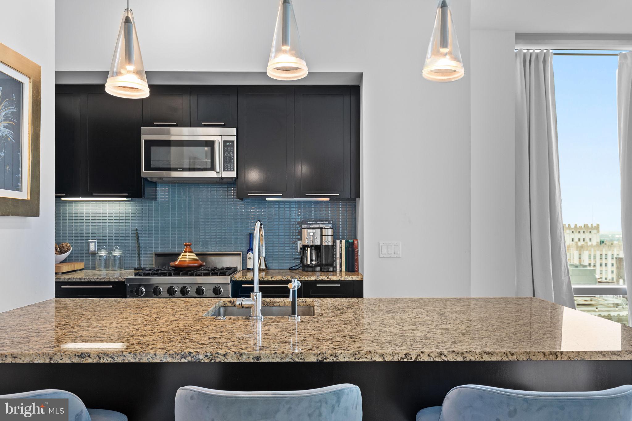 PENN SQUARE - Residential