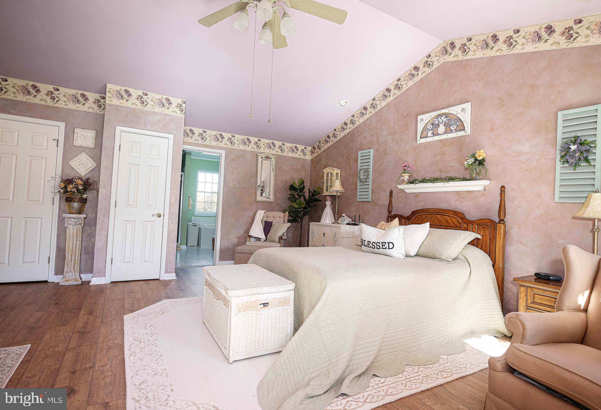 AMYCLAE EAST - Residential