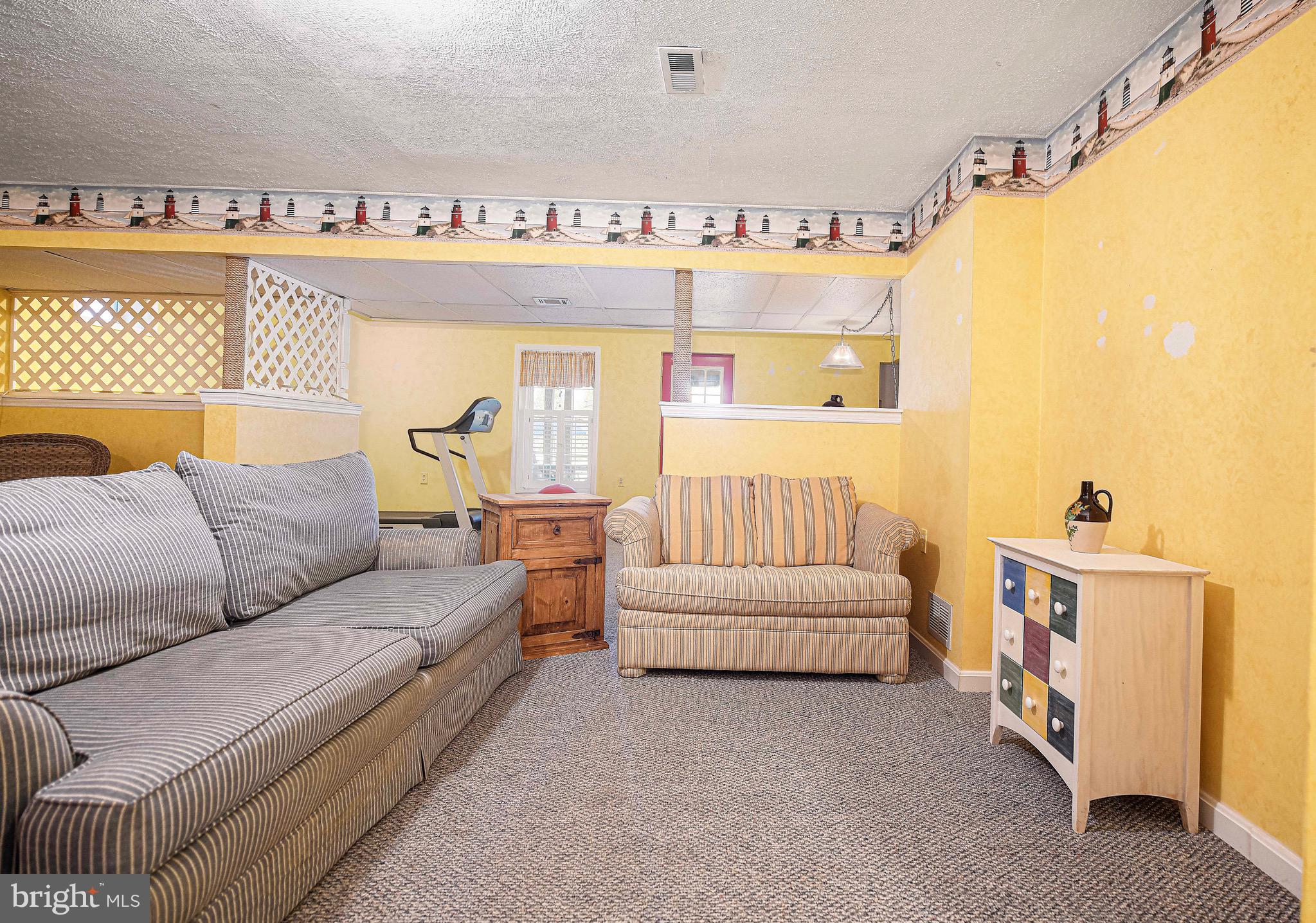 AMYCLAE EAST - Residential