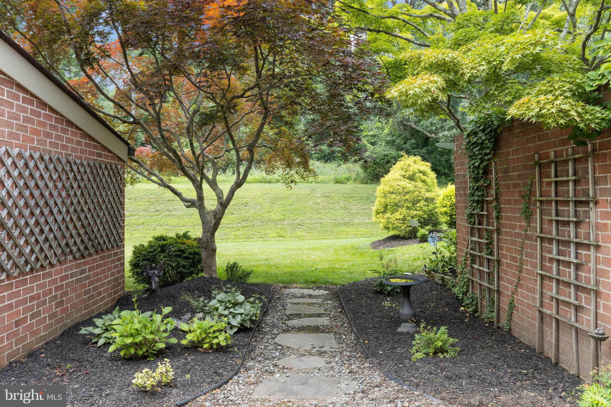 OAKHAMPTON - Residential