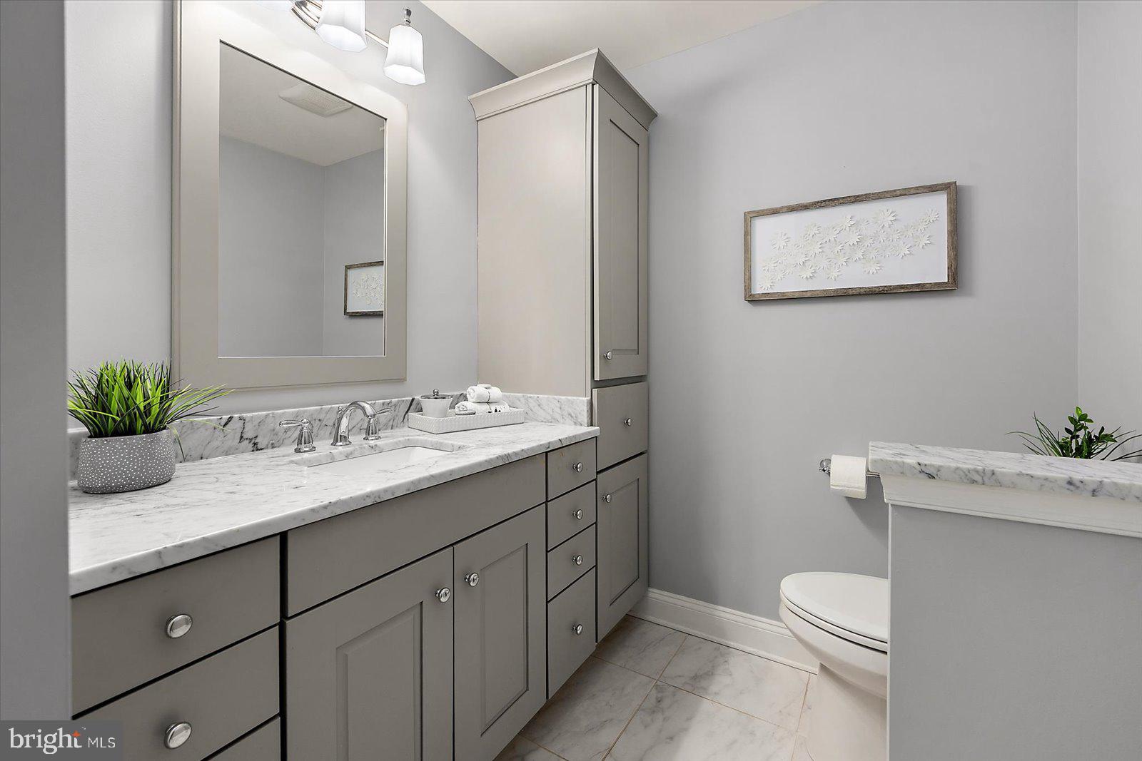 EASTPORT - Residential