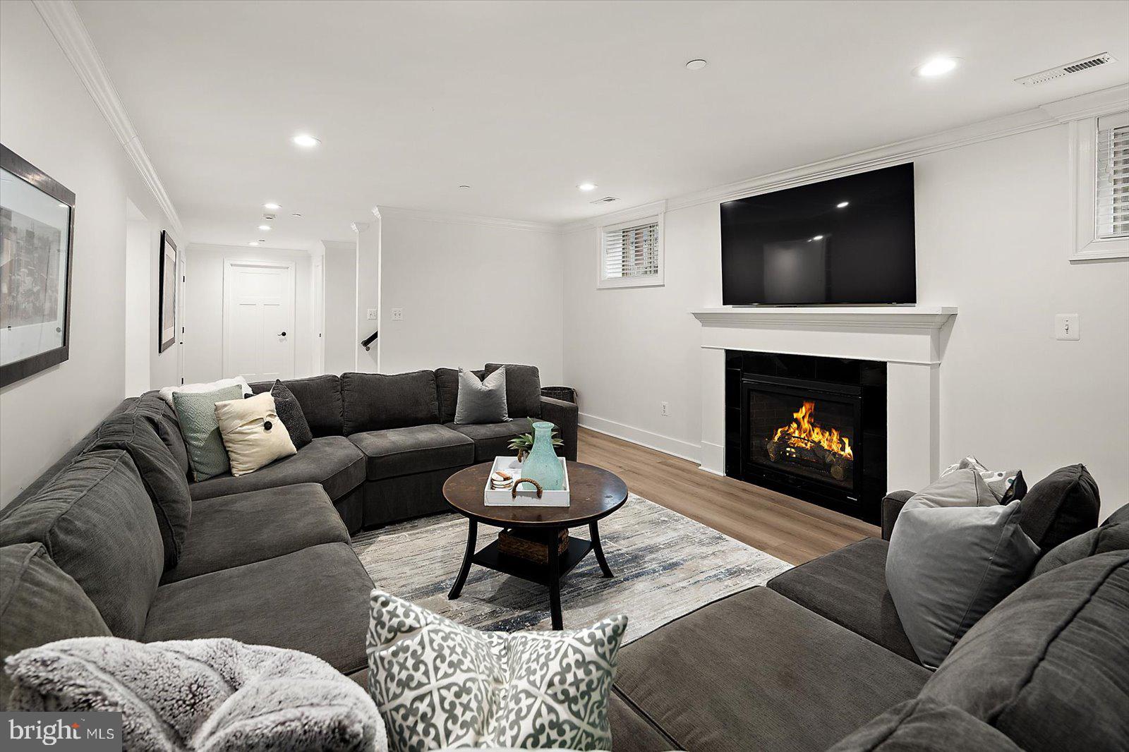 EASTPORT - Residential