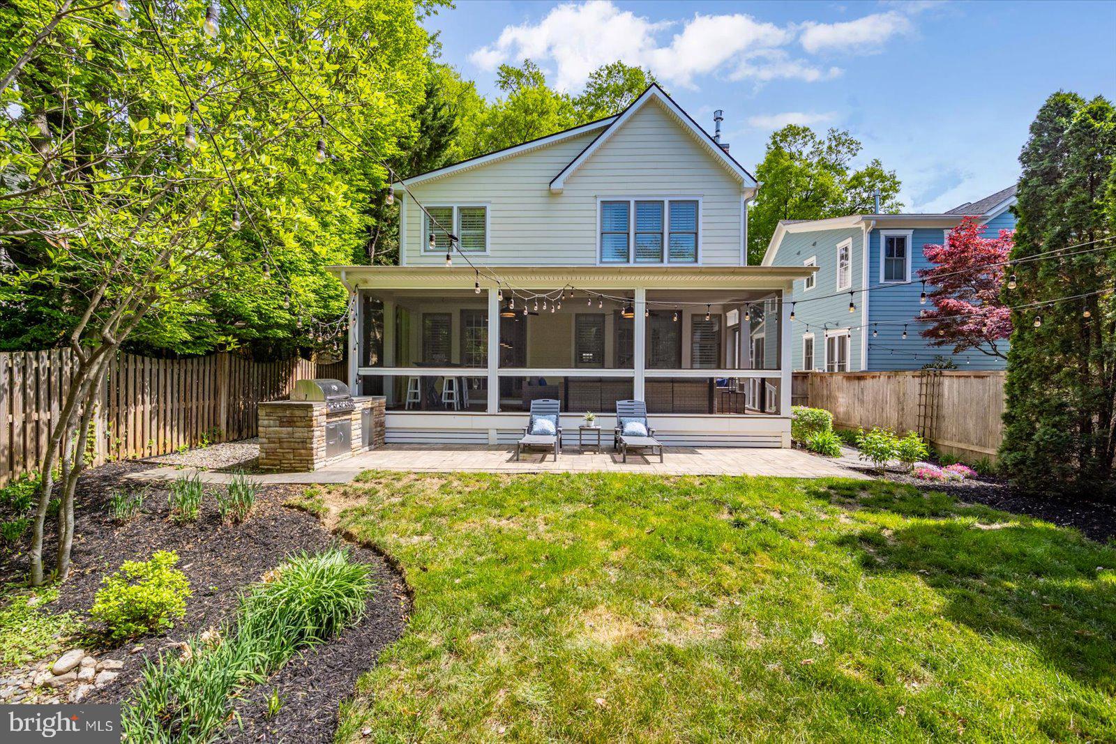 EASTPORT - Residential