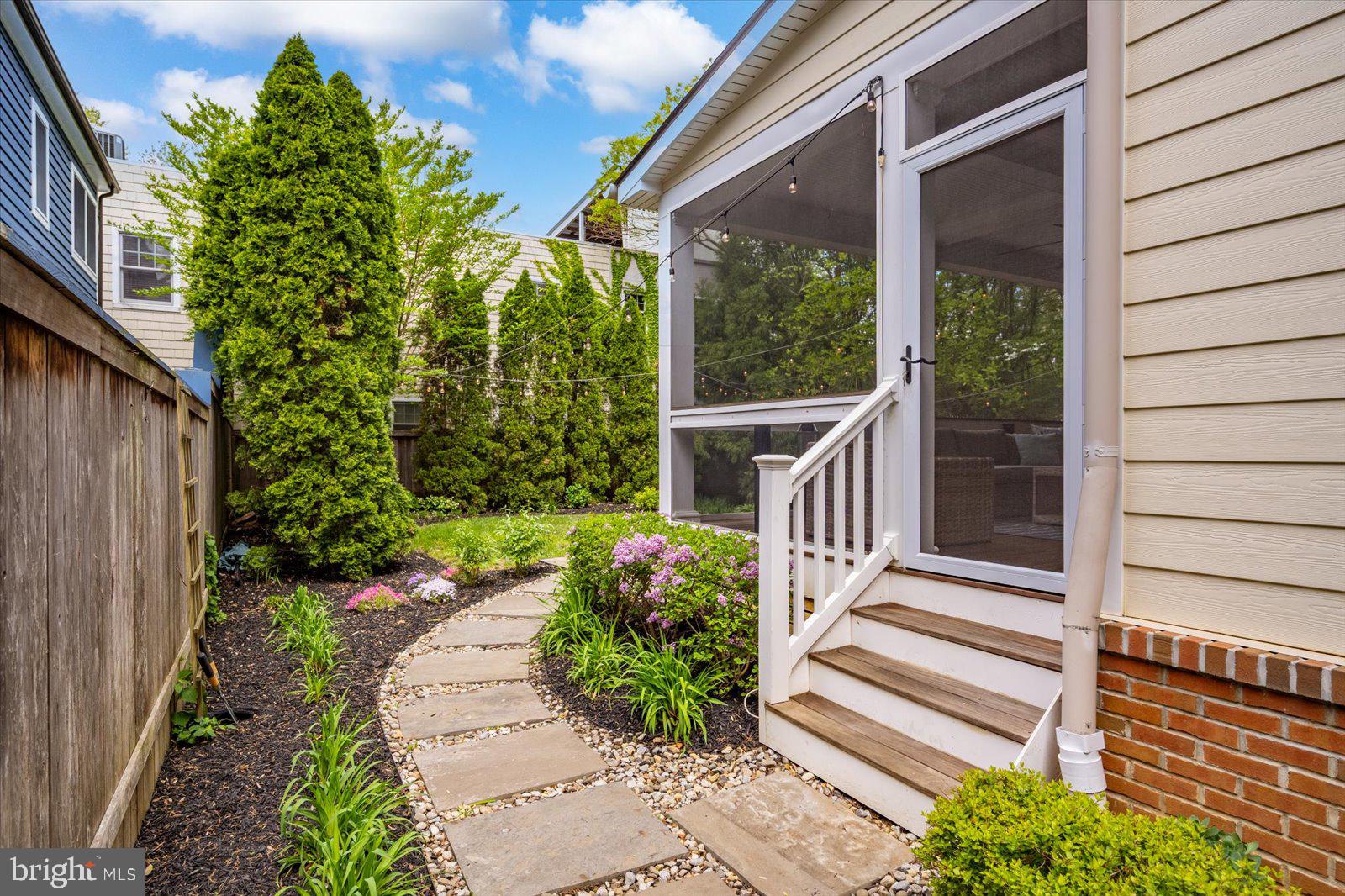 EASTPORT - Residential