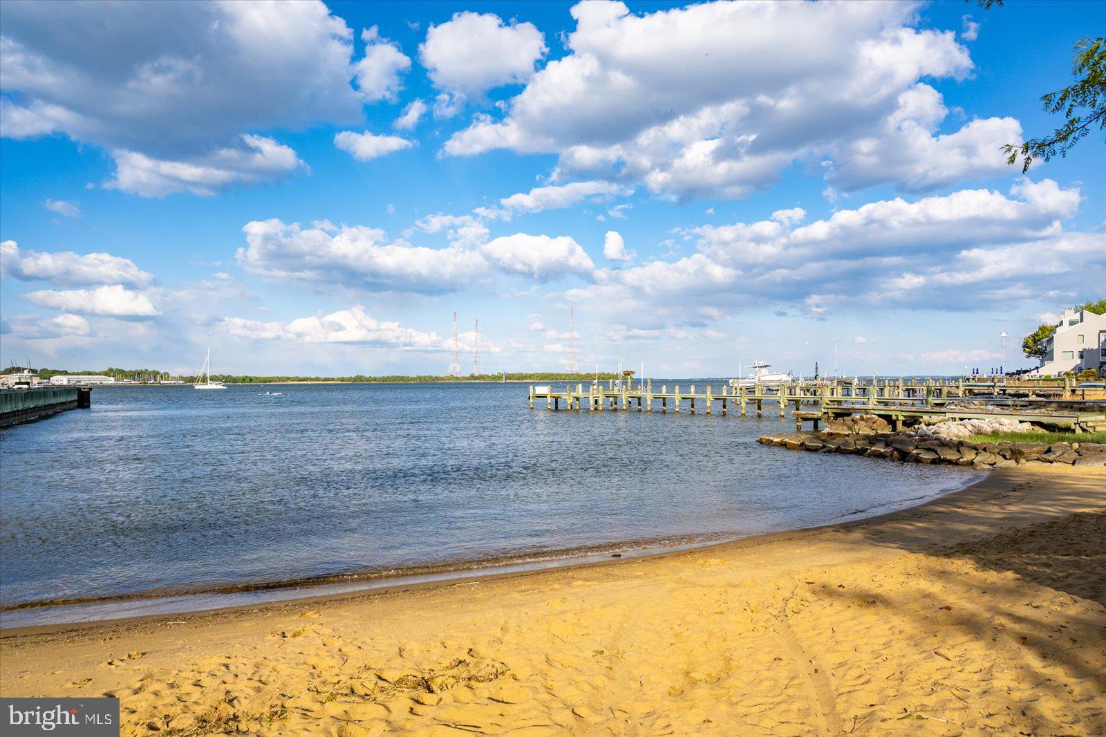 EASTPORT - Residential