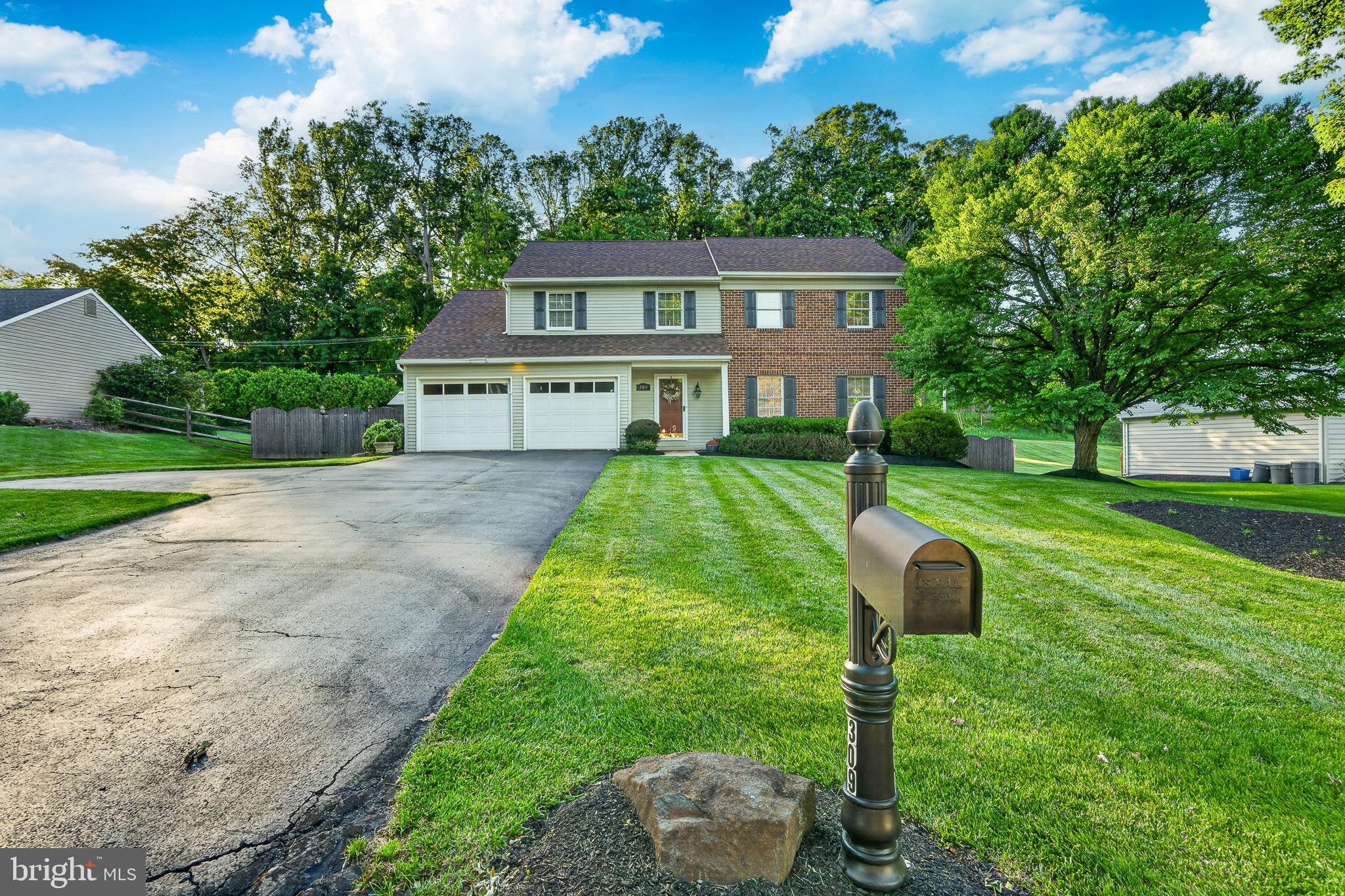 309 ADDISON PLACE