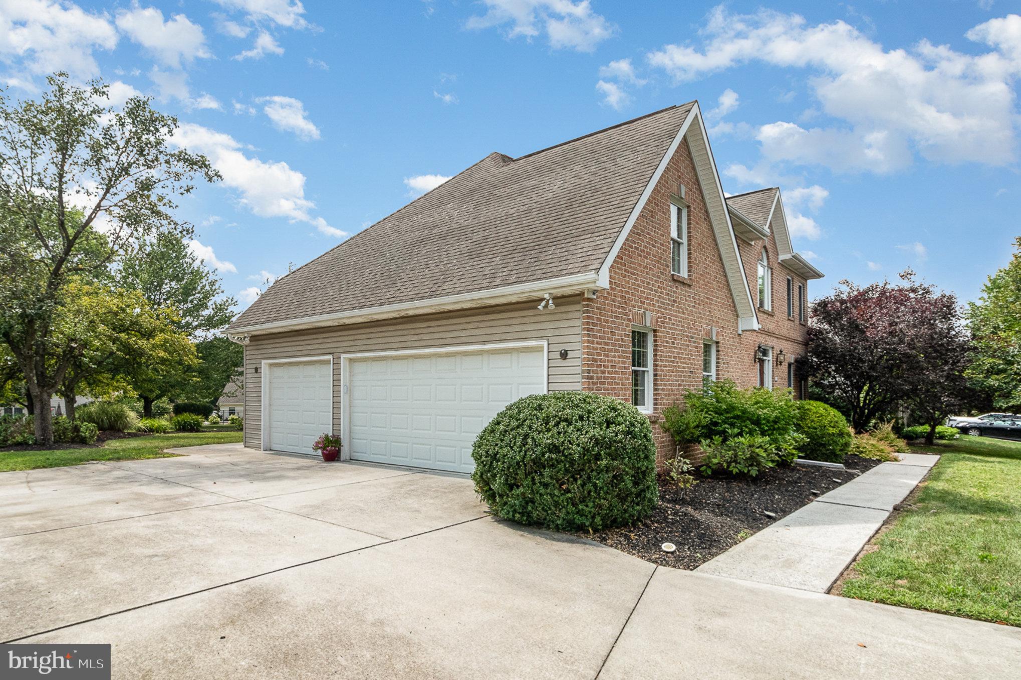 WINDMERE - Residential