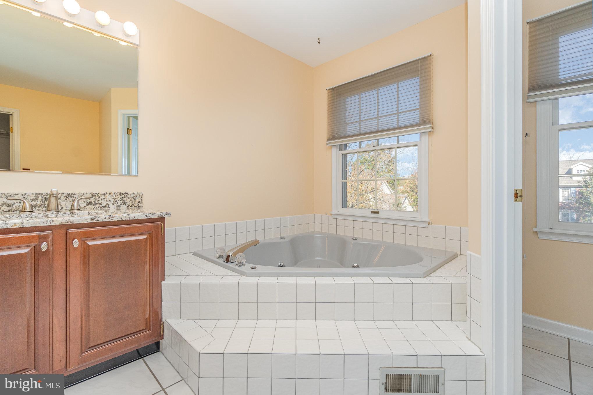 WINDMERE - Residential