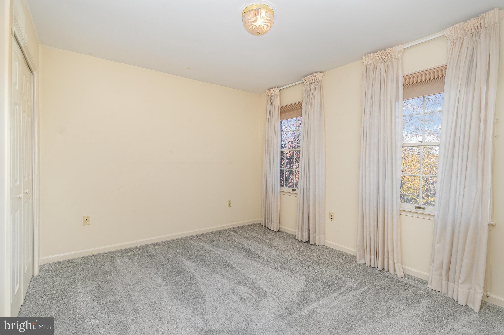 WINDMERE - Residential