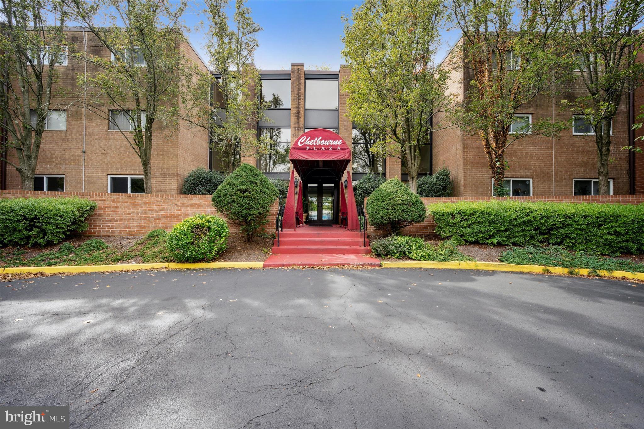 CHELBOURNE PLAZA - Residential