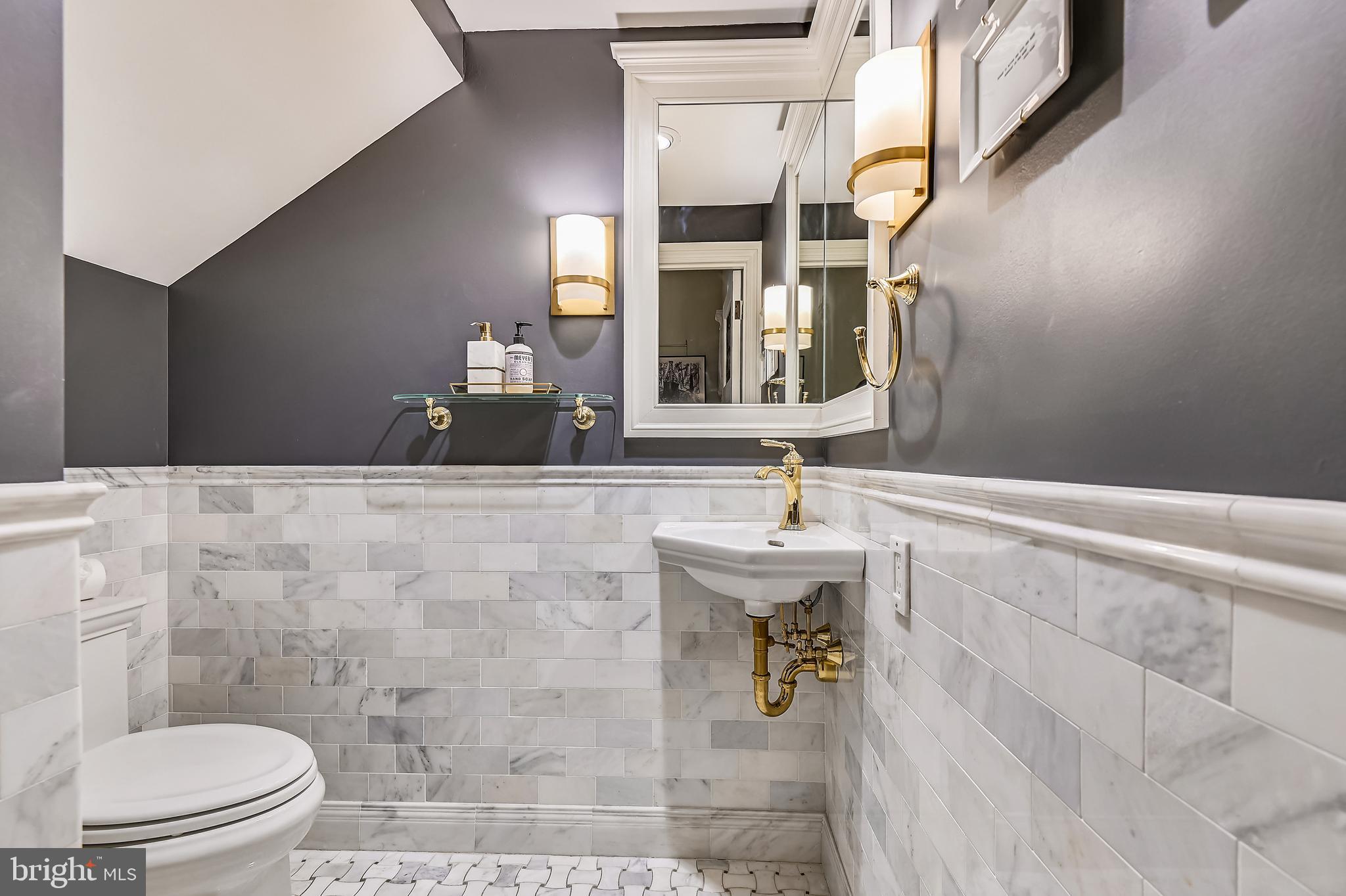 MOUNT VERNON PLACE HISTORIC DISTRICT - Residential