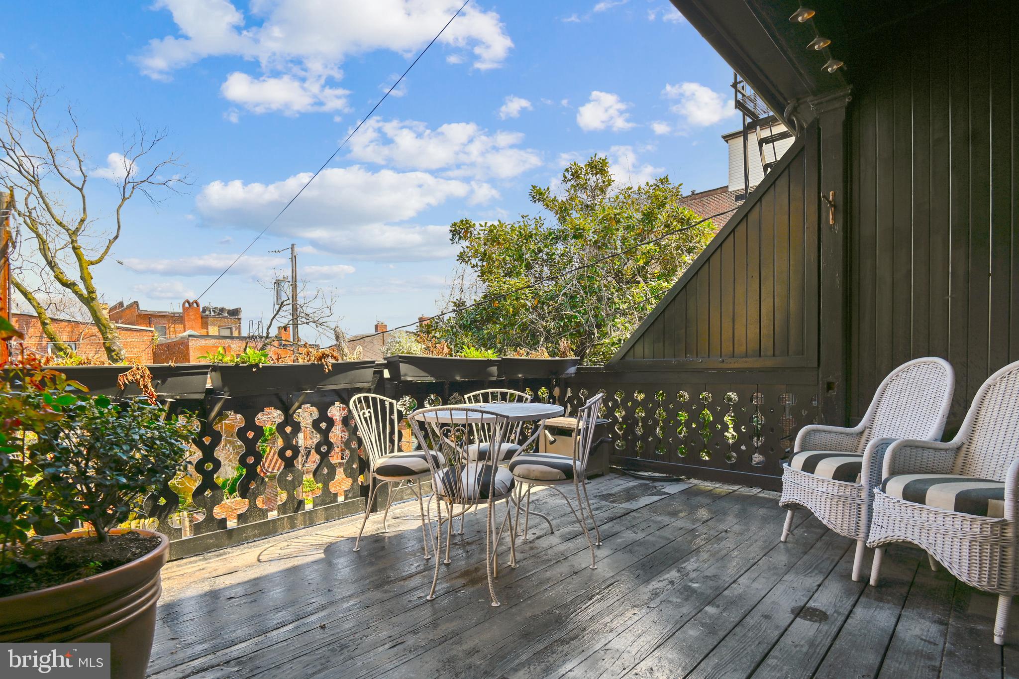 MOUNT VERNON PLACE HISTORIC DISTRICT - Residential