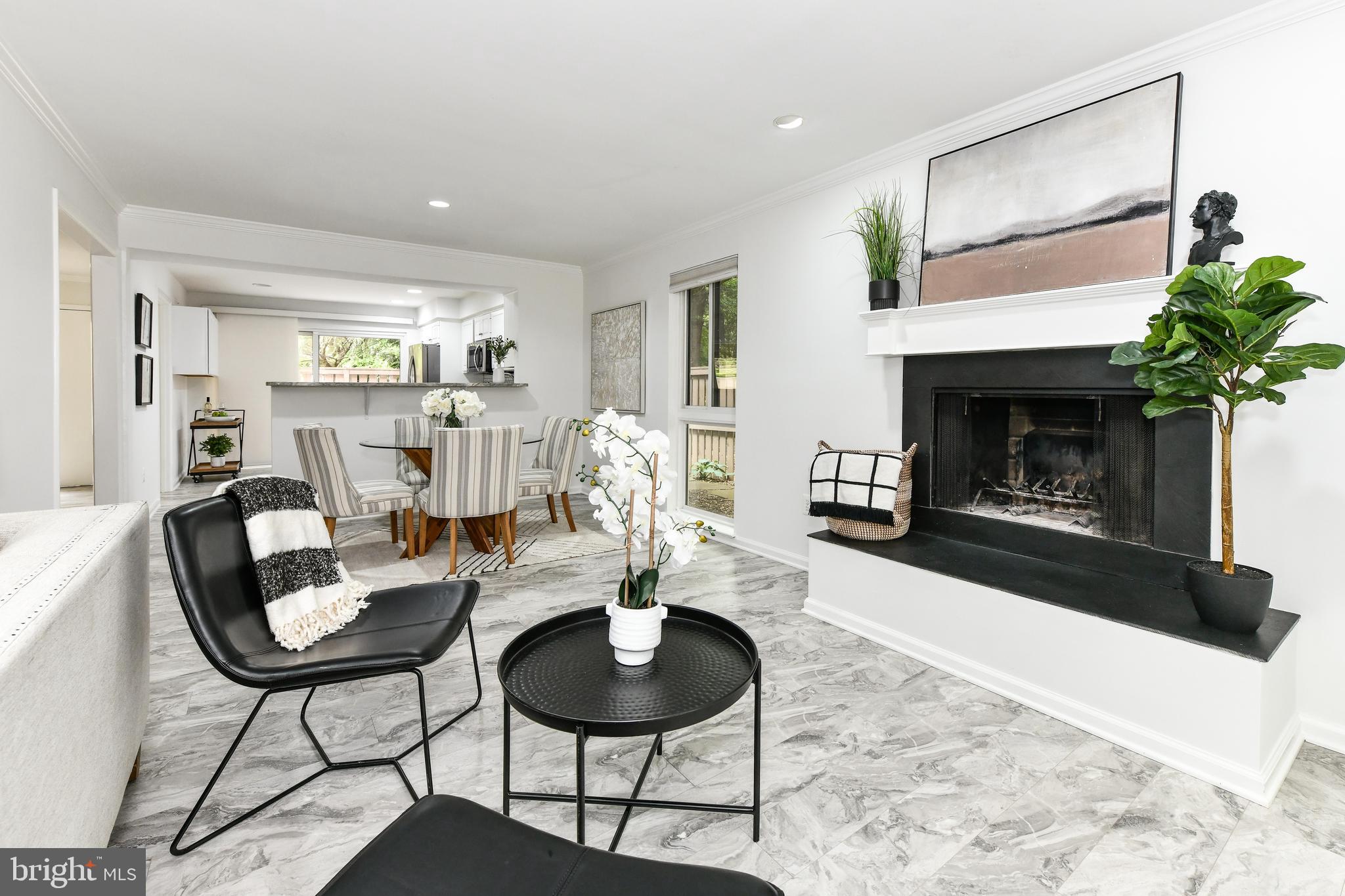 RESTON - Residential
