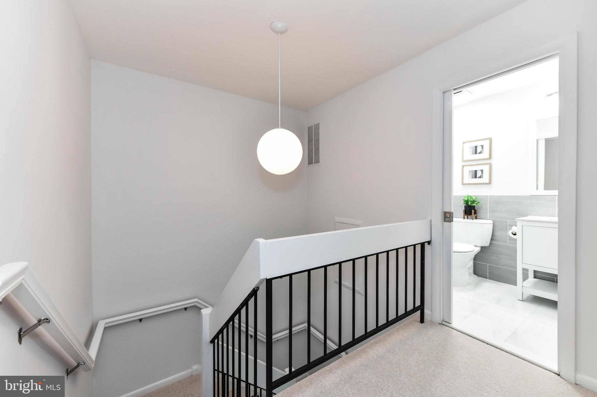 RESTON - Residential