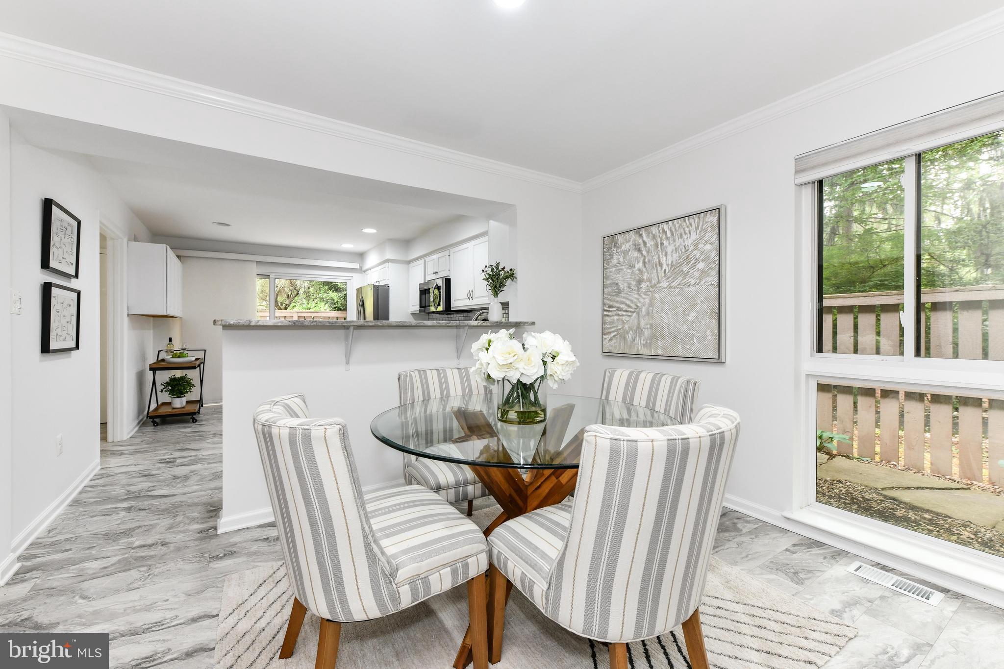 RESTON - Residential