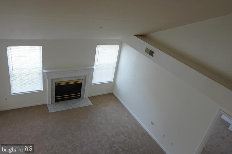 FOUNDERS WALK - Residential Lease