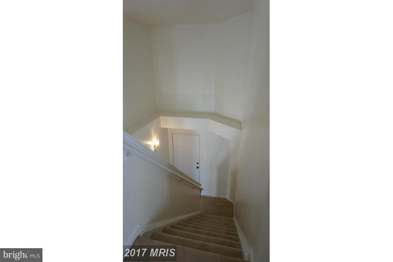 FOUNDERS WALK - Residential Lease