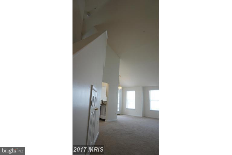 FOUNDERS WALK - Residential Lease
