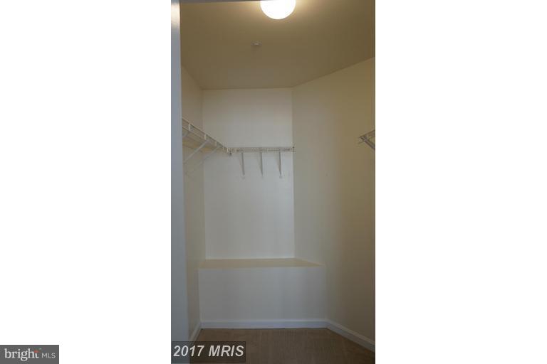 FOUNDERS WALK - Residential Lease