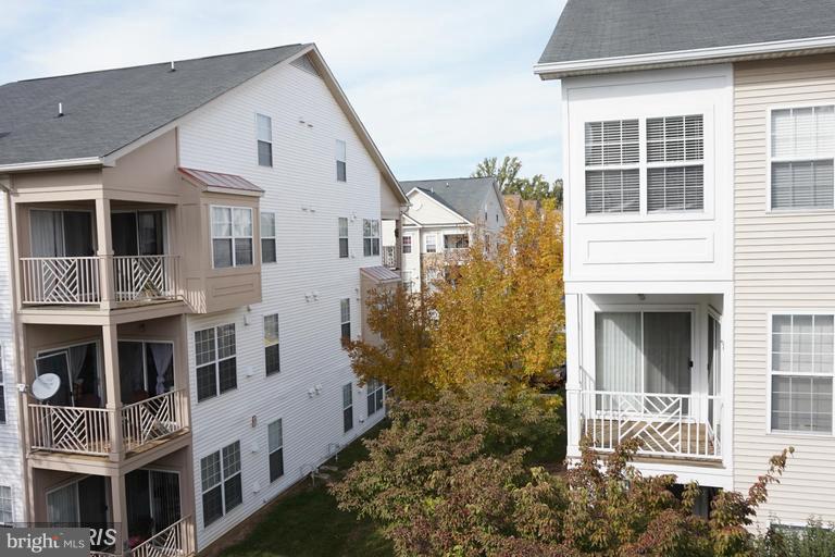 FOUNDERS WALK - Residential Lease