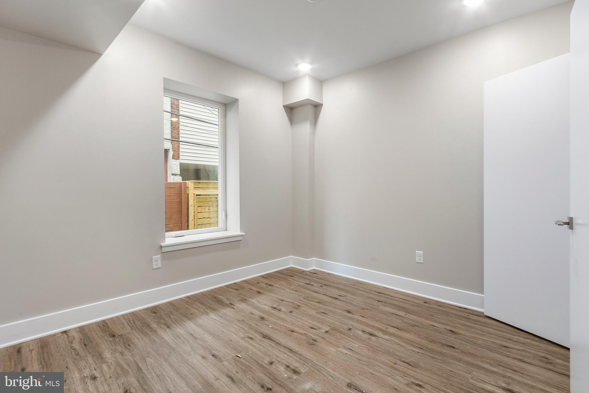 GRADUATE HOSPITAL - Residential Lease