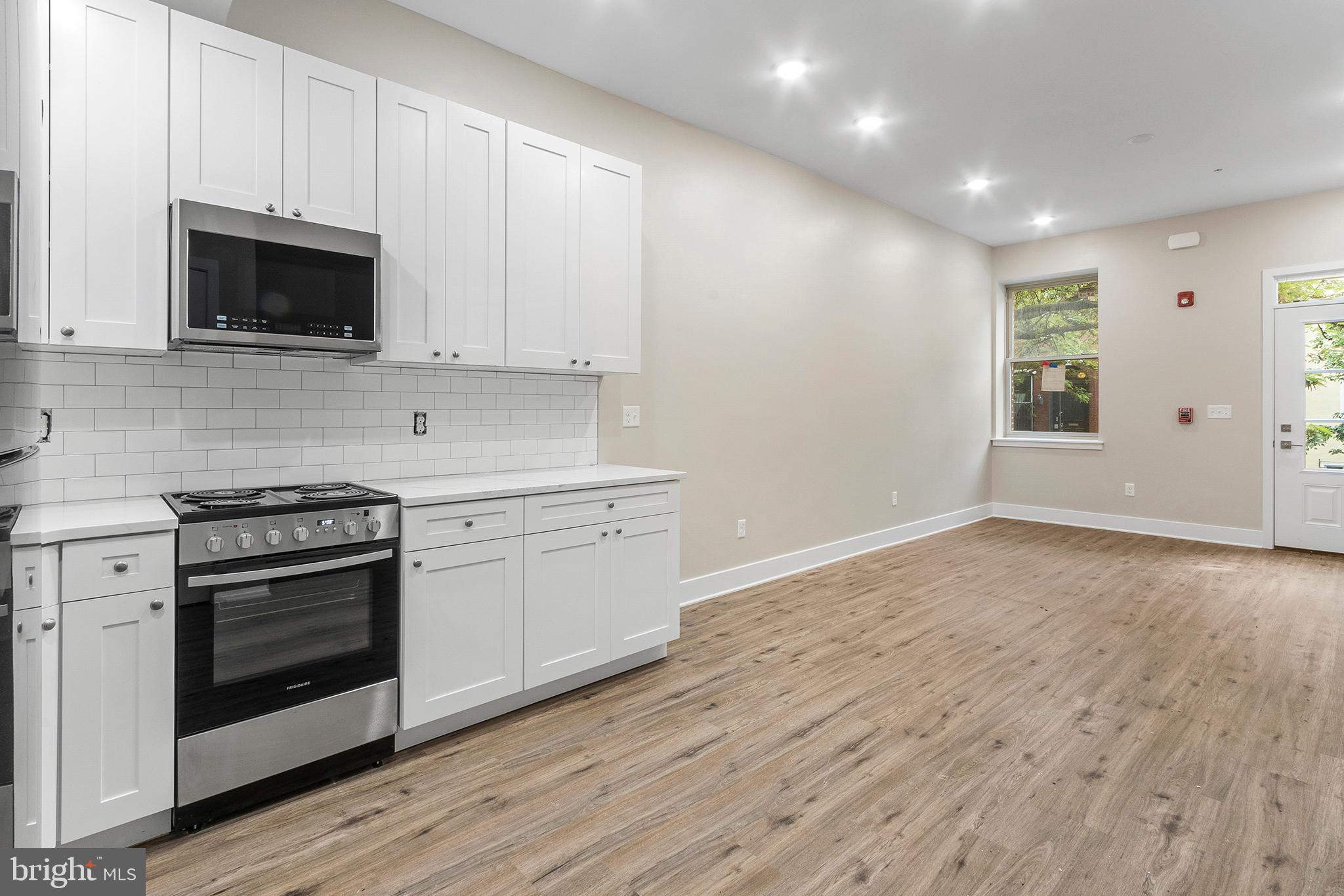 GRADUATE HOSPITAL - Residential Lease