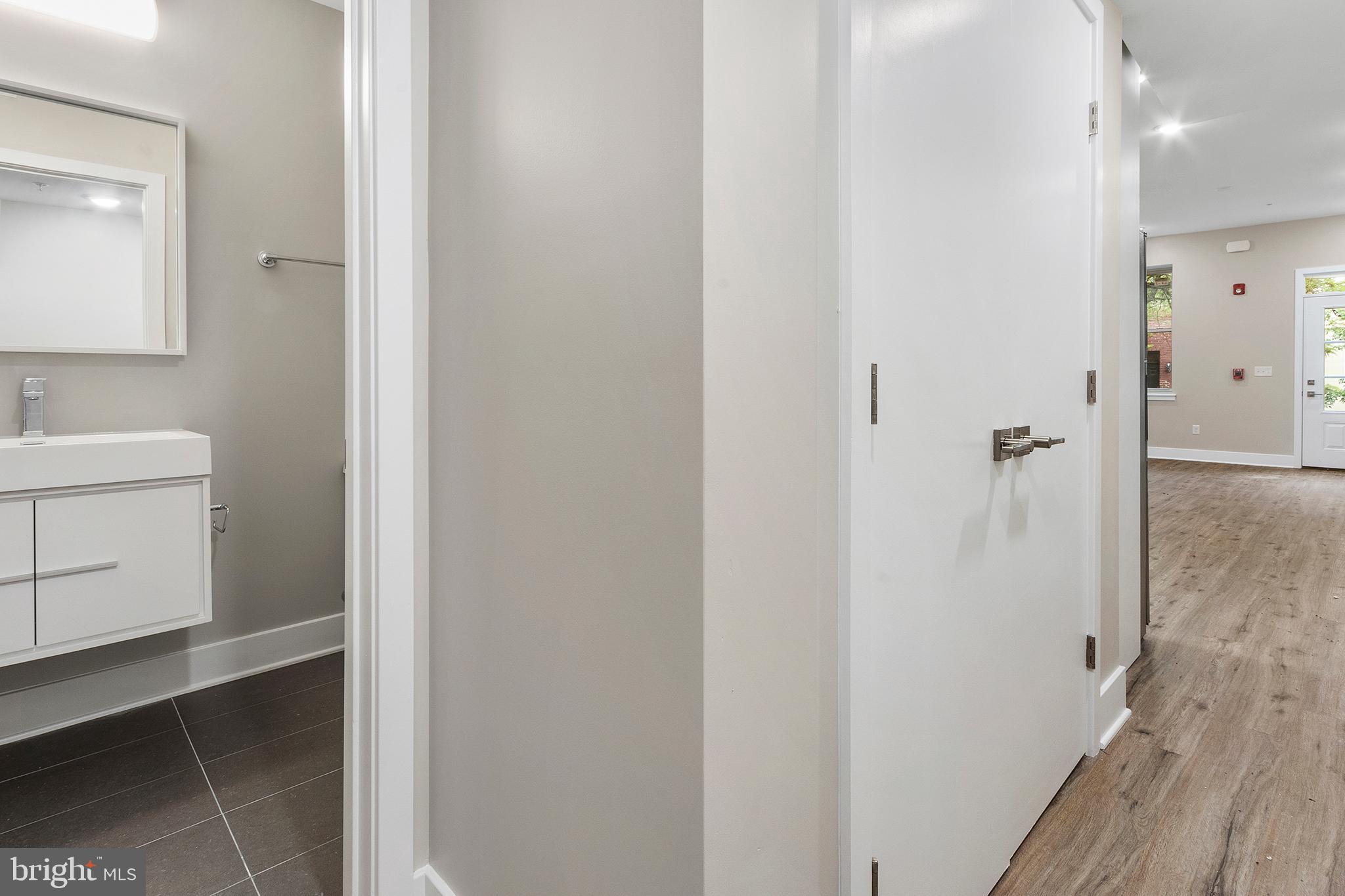 GRADUATE HOSPITAL - Residential Lease