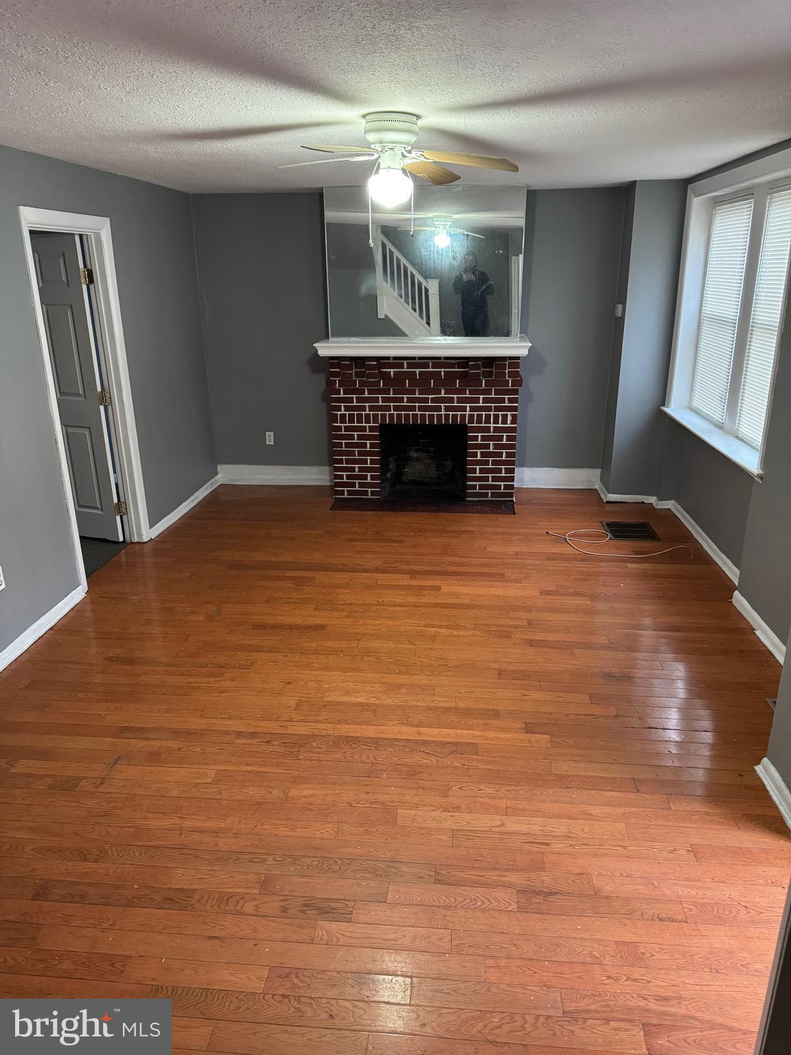 918 E STAFFORD STREET