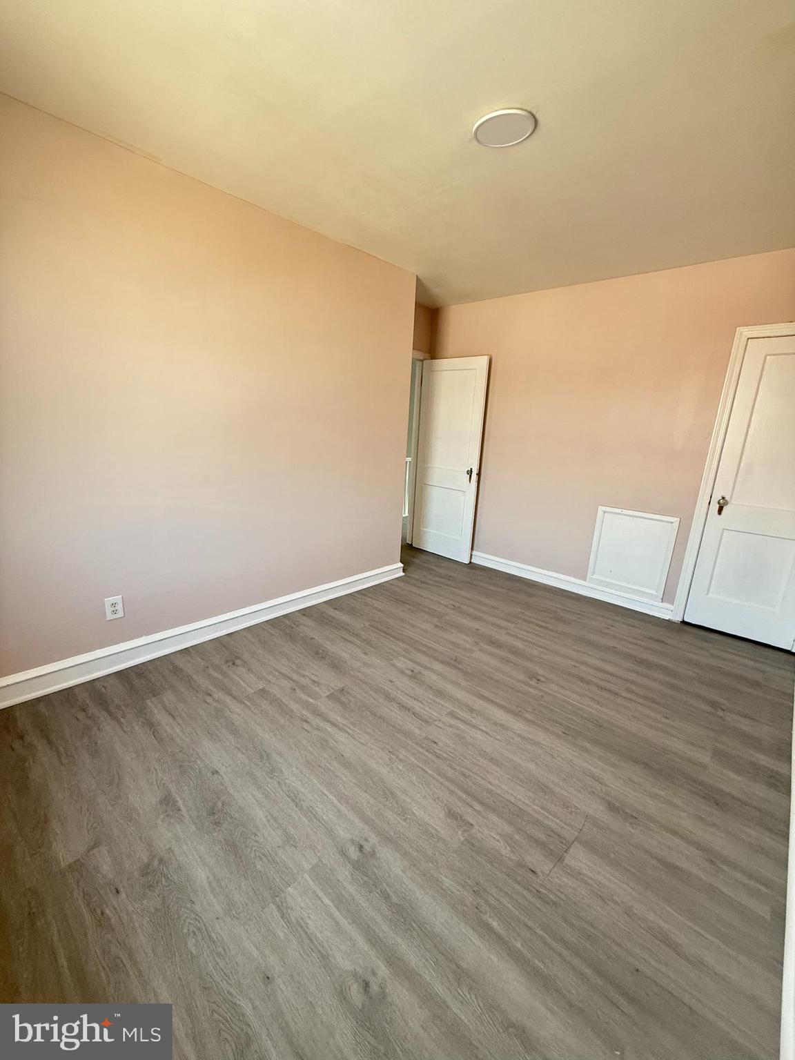 MAYFAIR - Residential