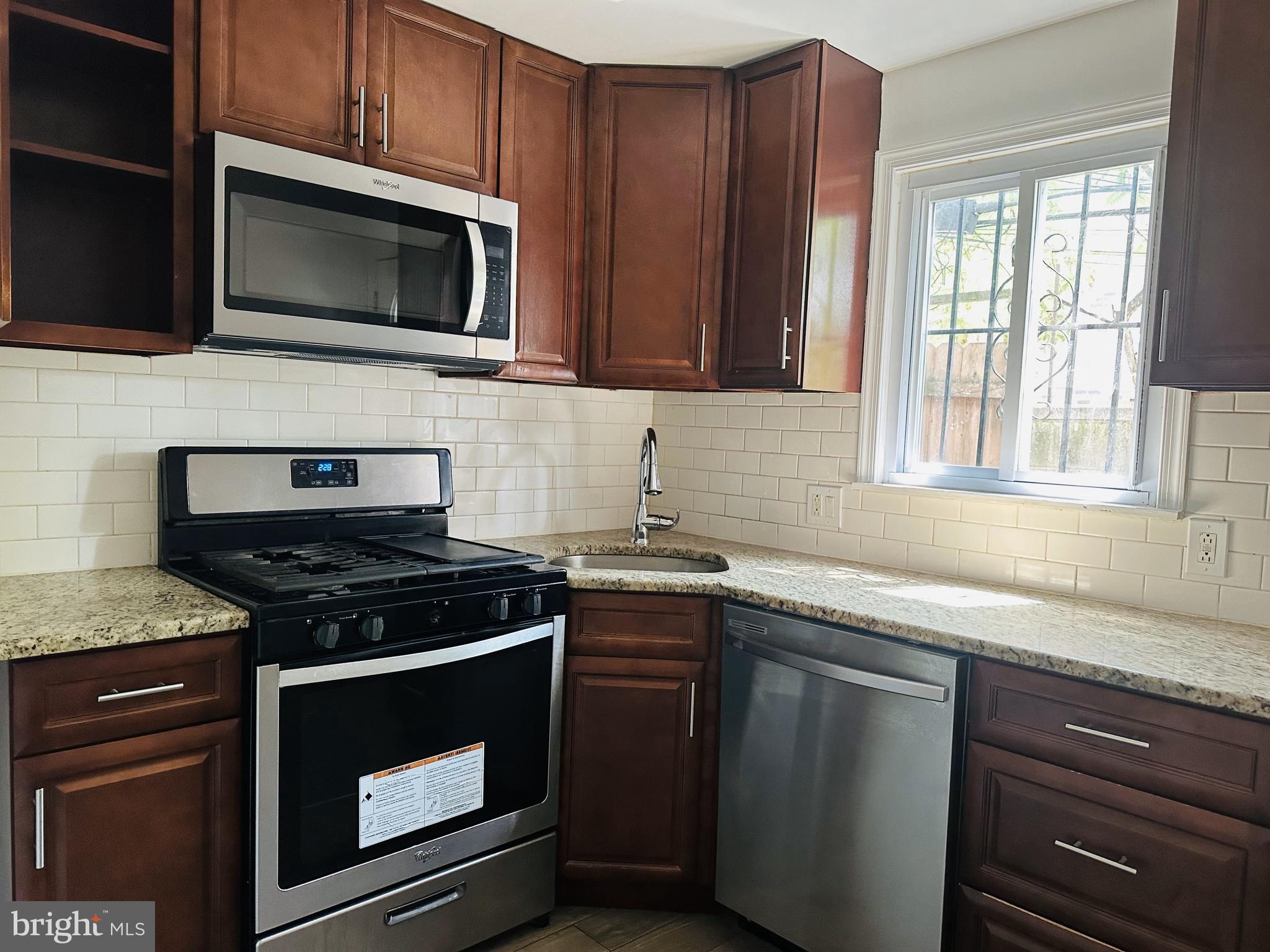 2619 S FAIRHILL STREET