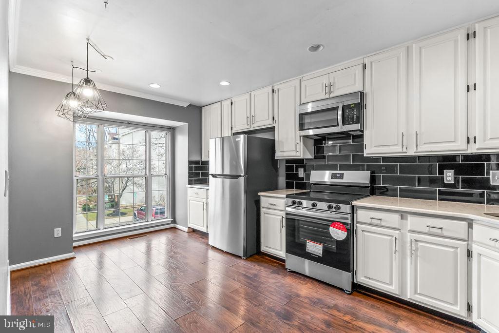 58 SILVER MOON DRIVE