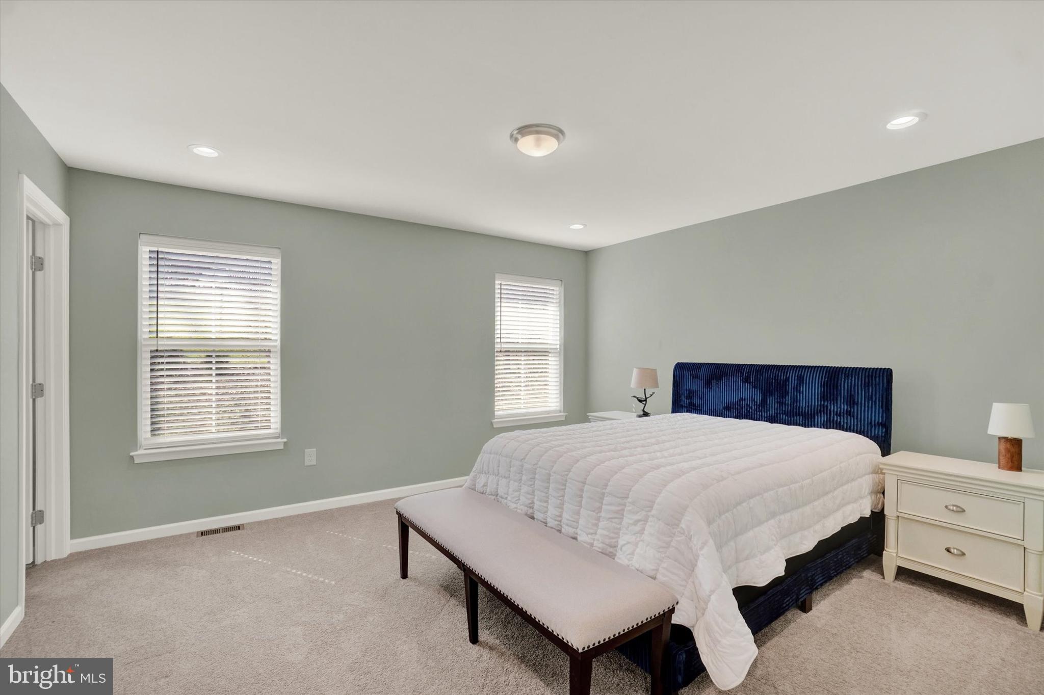 KURTZ SCHOOL VILLAS - Residential