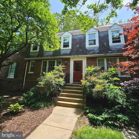 1806 KEY BOULEVARD 9476 ARLINGTON VA 22201