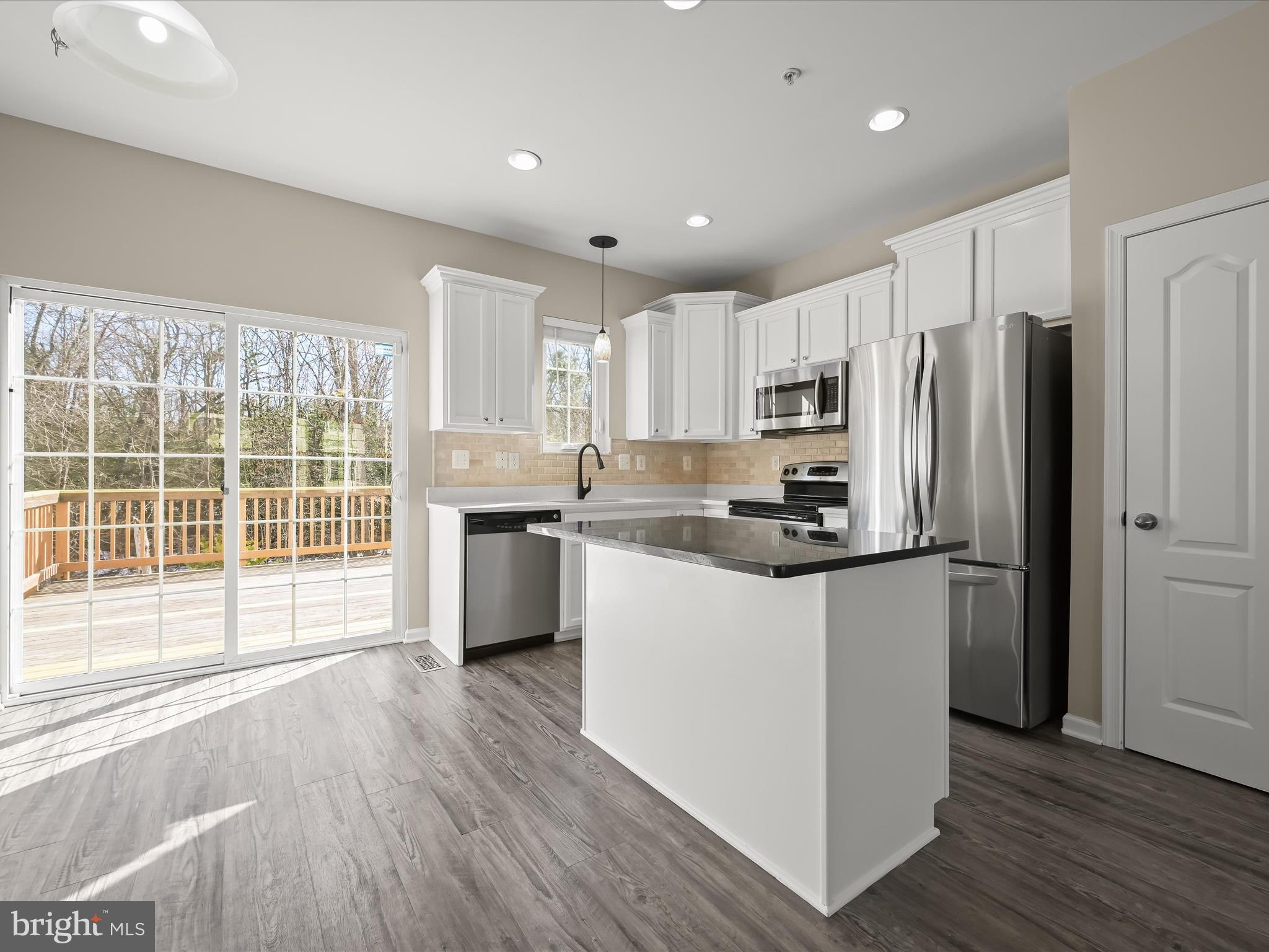 TANYARD SPRINGS - Residential