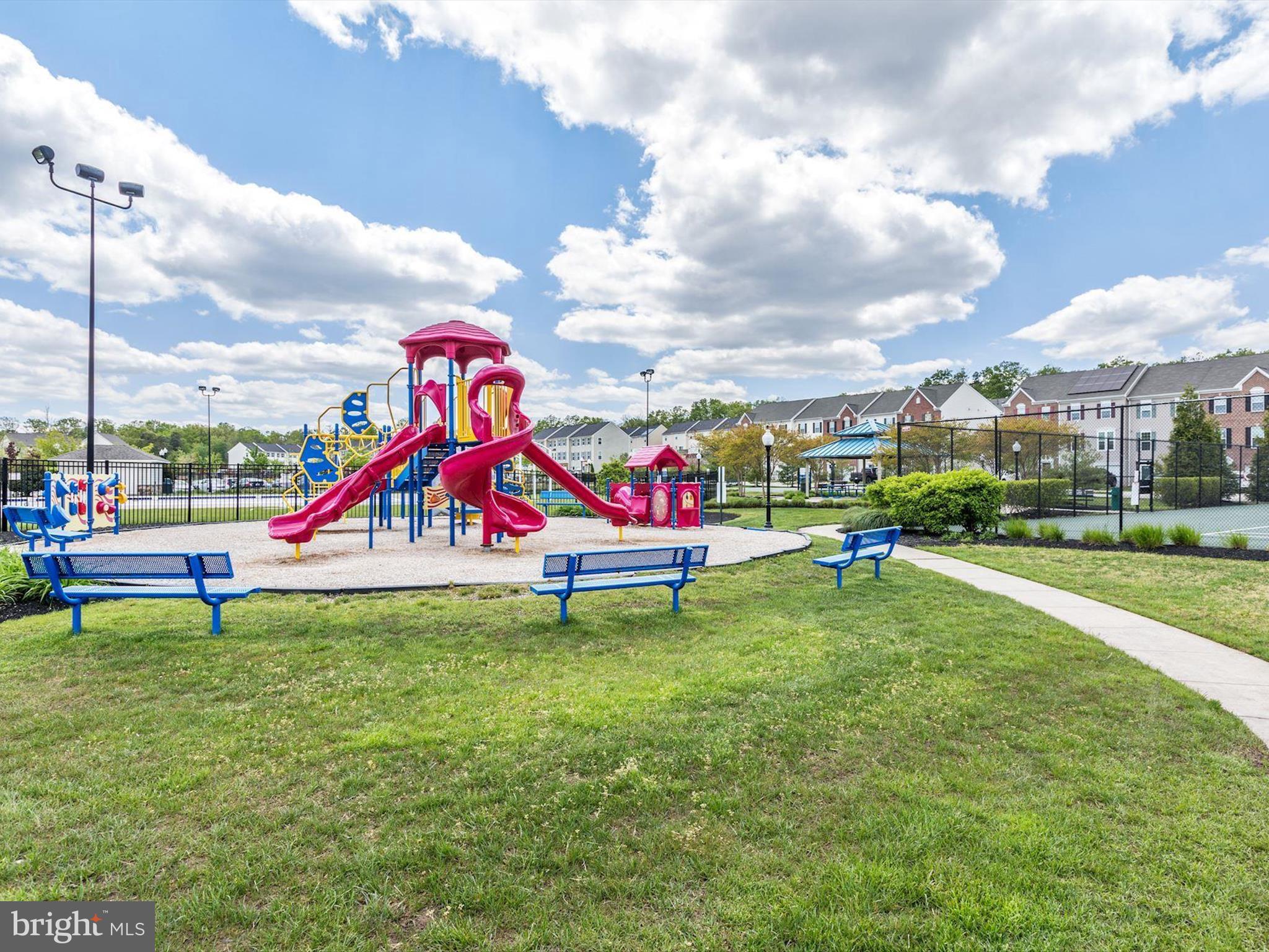 TANYARD SPRINGS - Residential