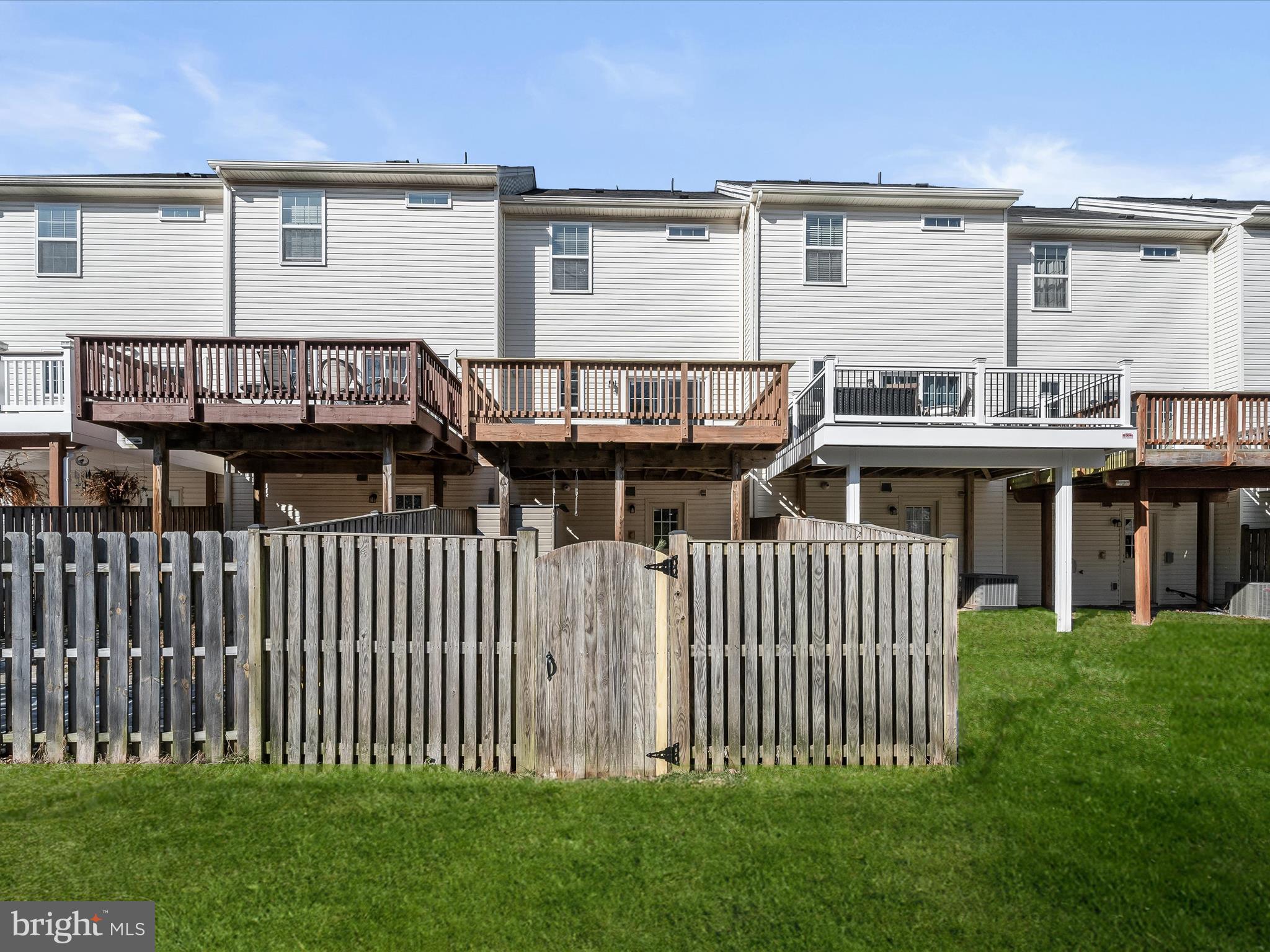 TANYARD SPRINGS - Residential