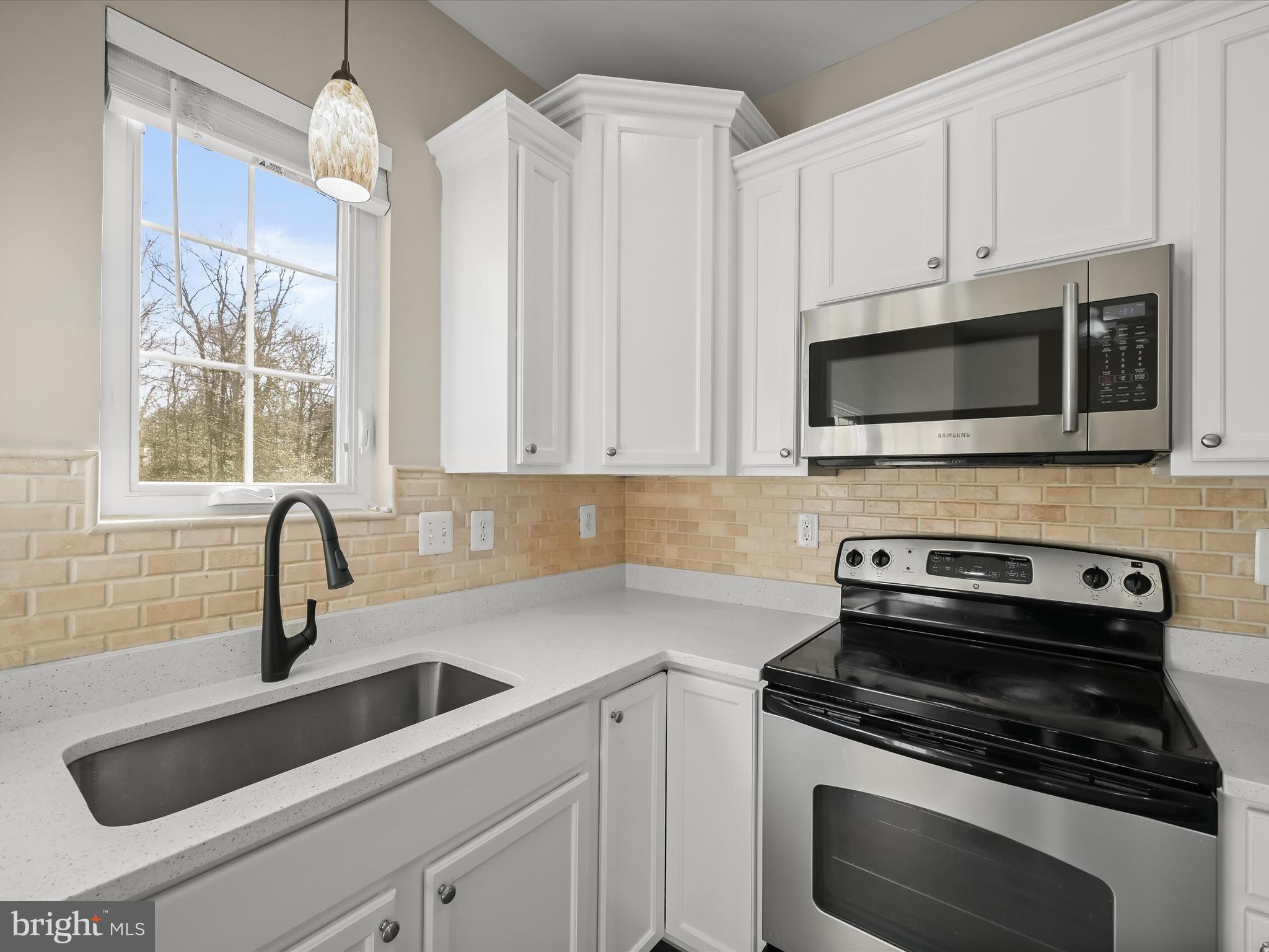 TANYARD SPRINGS - Residential