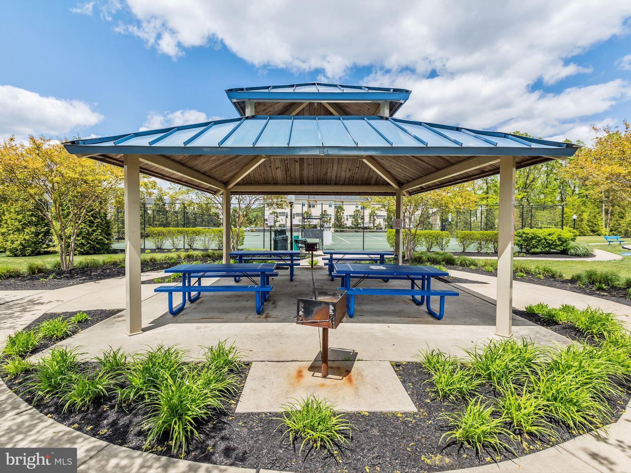 TANYARD SPRINGS - Residential