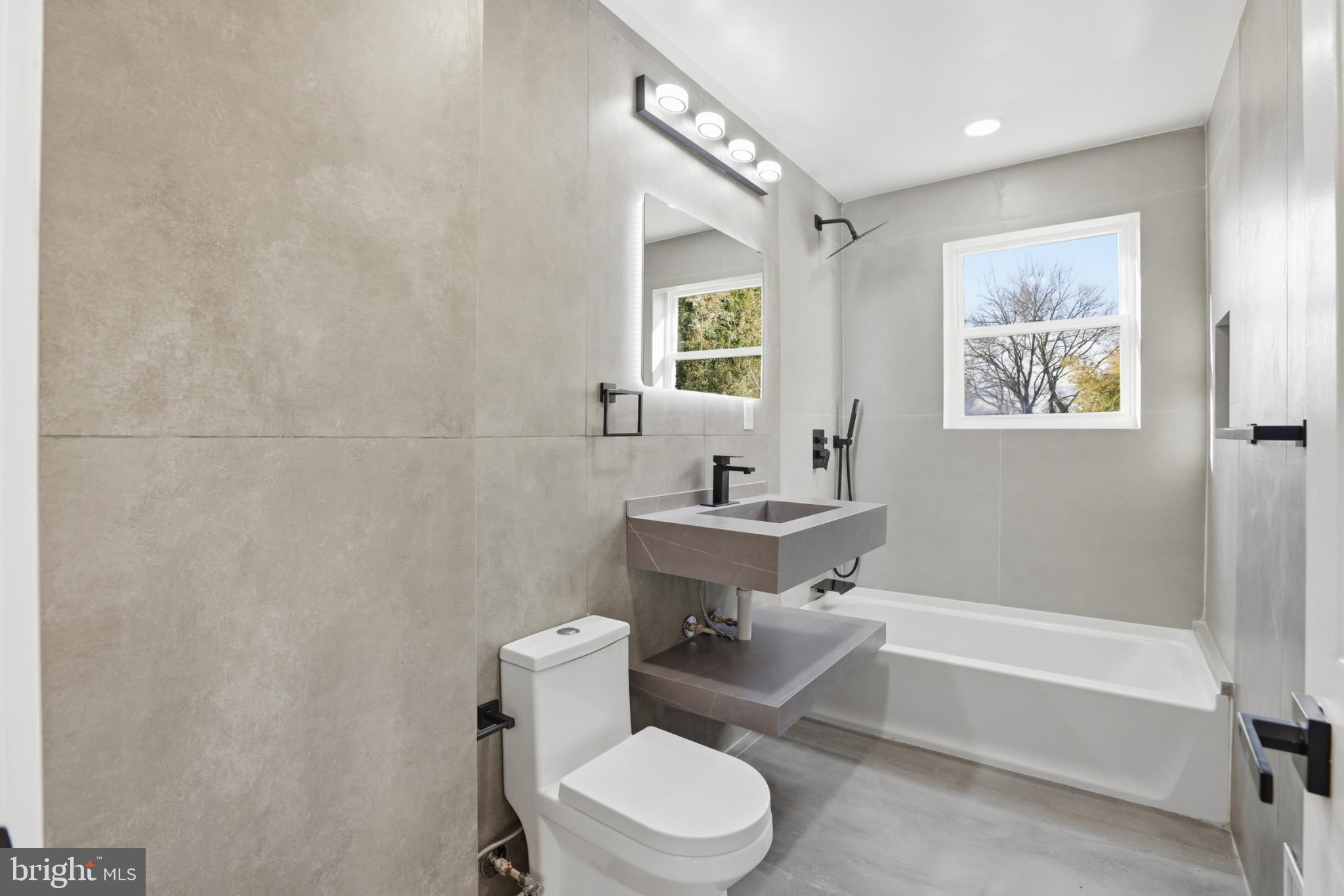 CHEVERLY- SPRINGMILL ADD - Residential