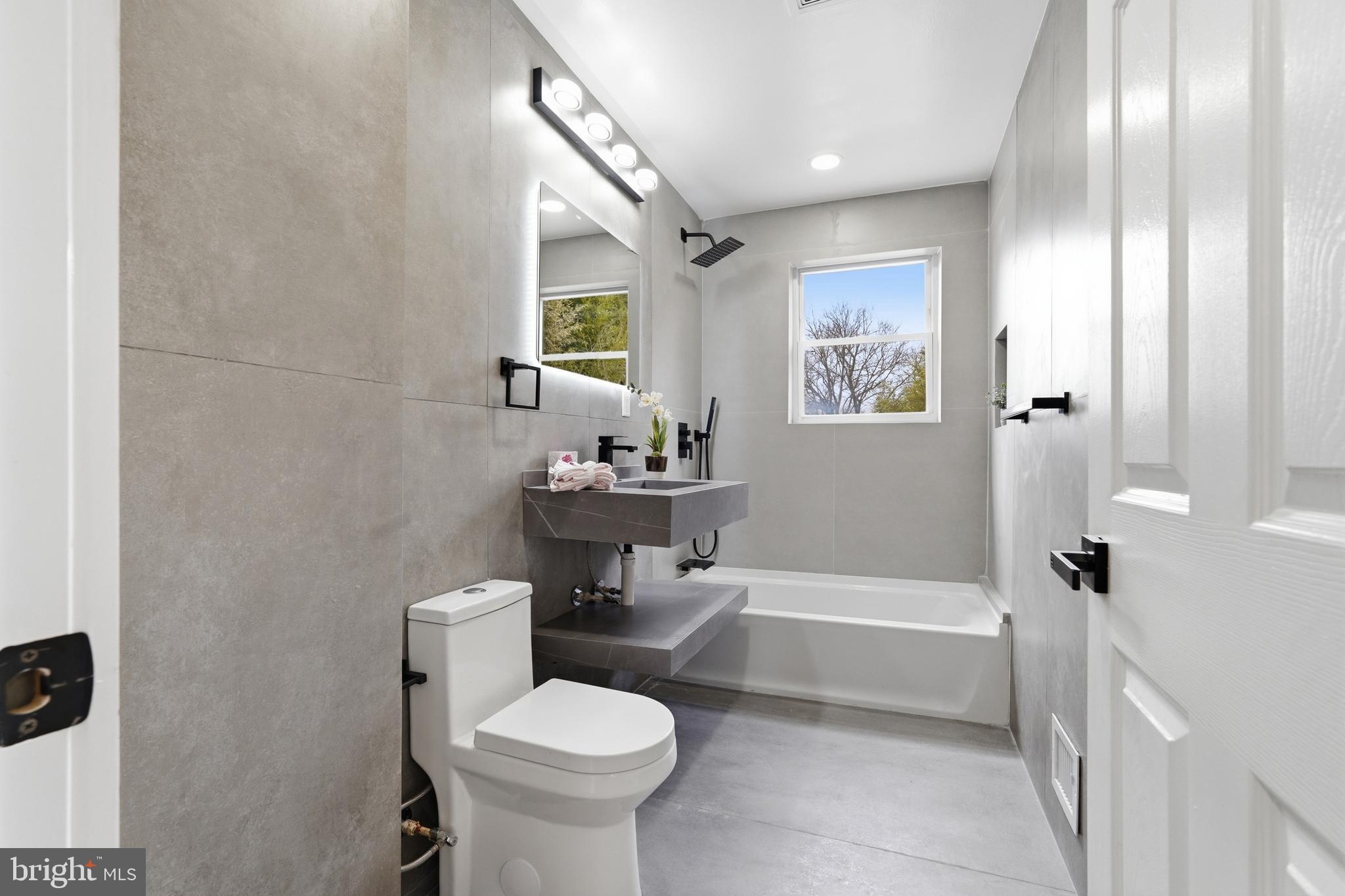 CHEVERLY- SPRINGMILL ADD - Residential