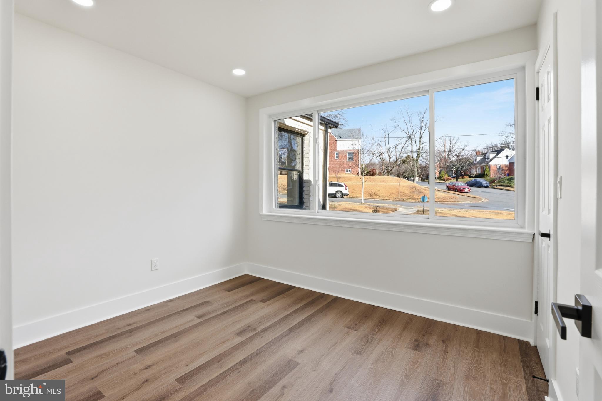 CHEVERLY- SPRINGMILL ADD - Residential