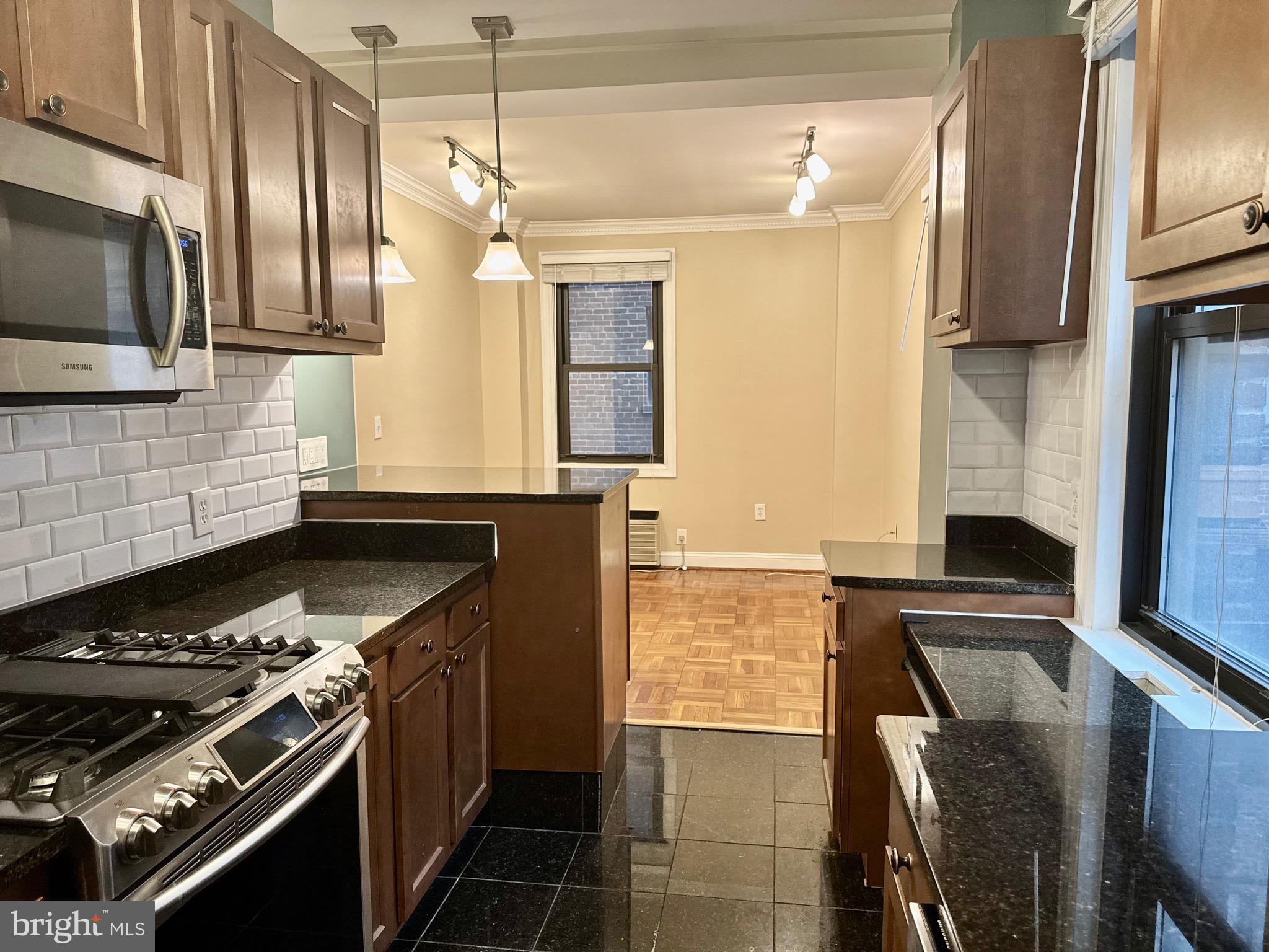 1010 25TH STREET NW 311
