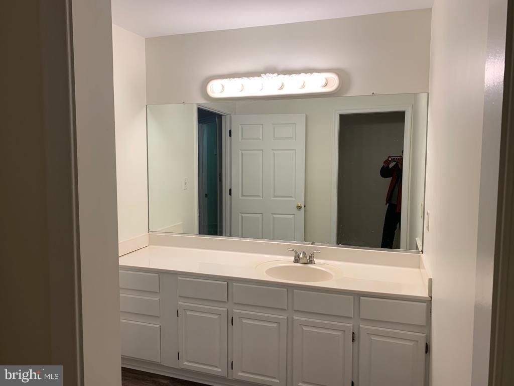 COLECHESTER VILLAGE - Residential