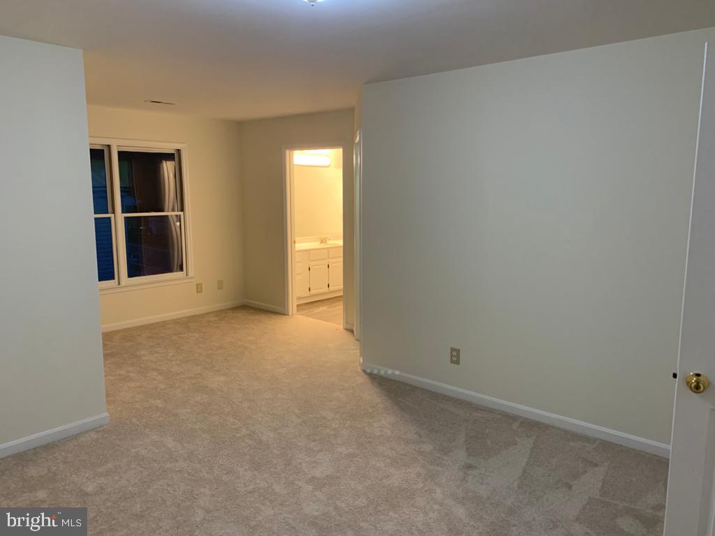 COLECHESTER VILLAGE - Residential