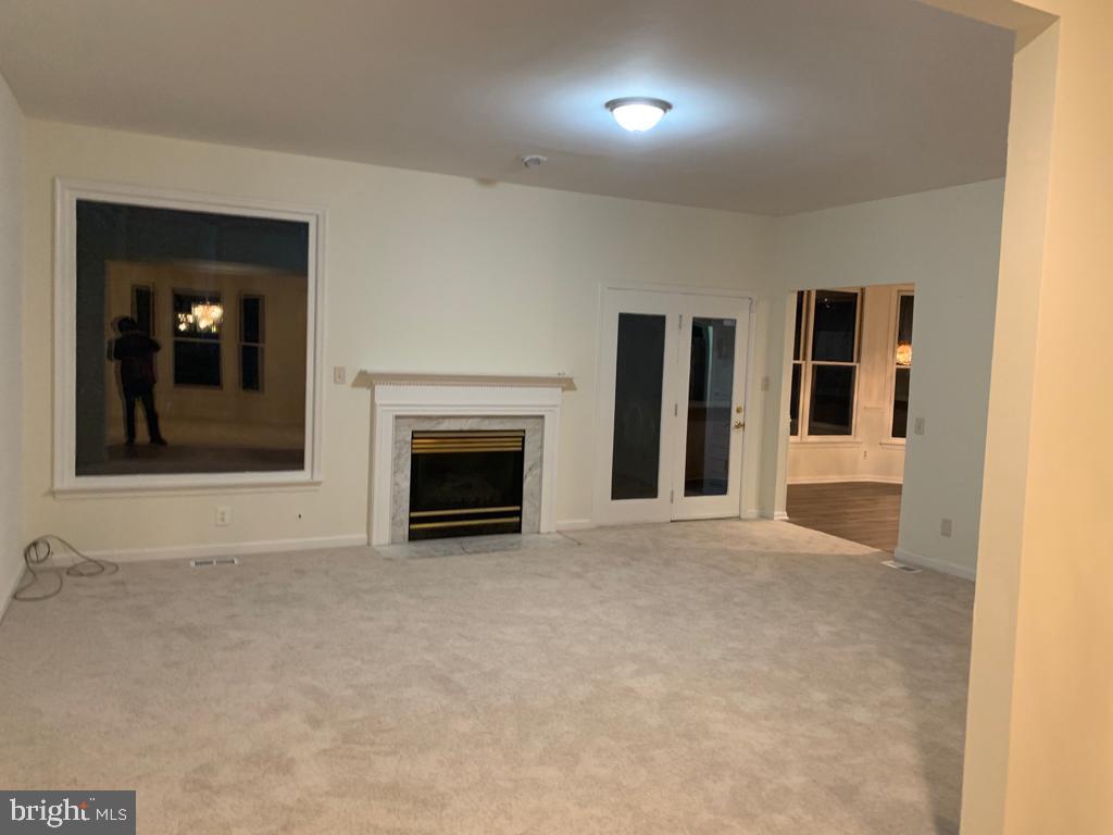 COLECHESTER VILLAGE - Residential